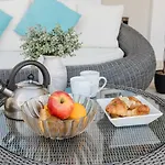 Palm Springs Mellieha By Homely *