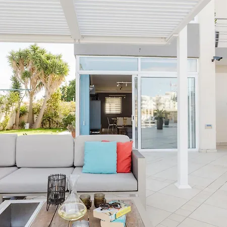 Palm Springs Mellieha By Homely