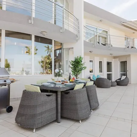 Villa Palm Springs Mellieha By Homely Ix-Xaghra ta' Barra