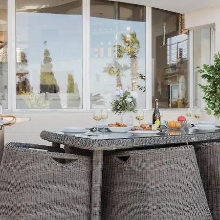 Villa Palm Springs Mellieha By Homely *