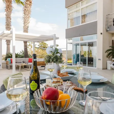 Palm Springs Mellieha By Homely Villa Ix-Xaghra ta' Barra