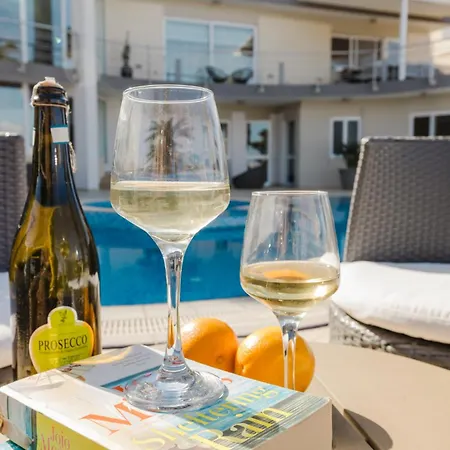 Villa Palm Springs Mellieha By Homely