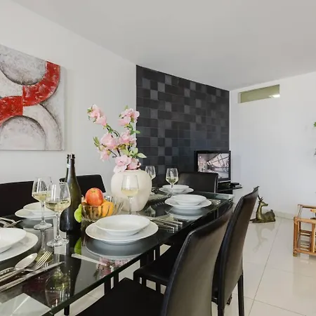 فيلة Palm Springs Mellieha By Homely *