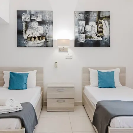 Apartment Palm Springs Mellieha By Homely