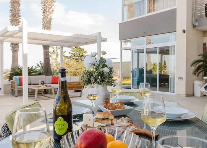 Palm Springs Mellieha By Homely Villa Ix-Xaghra ta' Barra