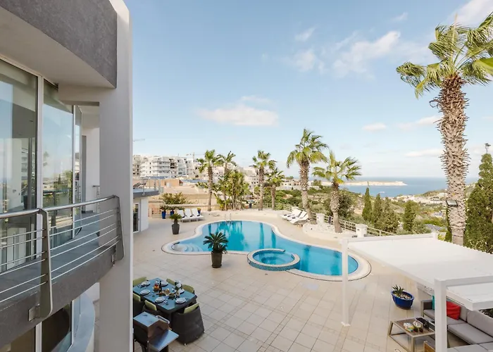 Villa Palm Springs Mellieha By Homely *